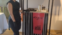 Kayak Icecream Mobile Serve